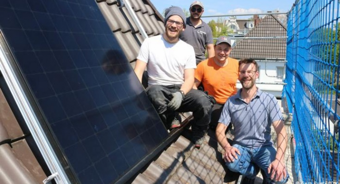 В Кыргызстане на крышах госзданий и бизнес-объектов установят солнечные панели