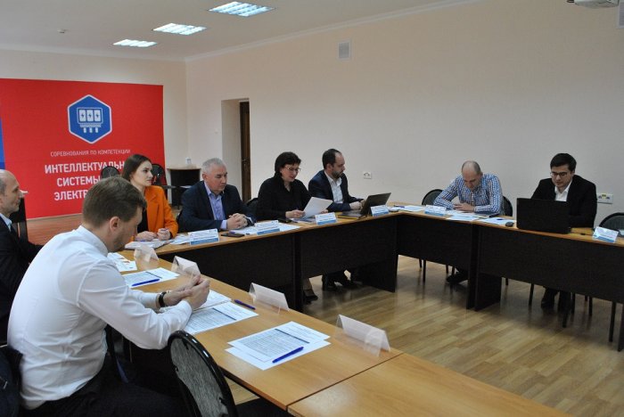 A round table on the topic of renewable energy microgeneration was held at the UDPO "Energy Institute for Advanced Training of PJSC Kubanenergo"